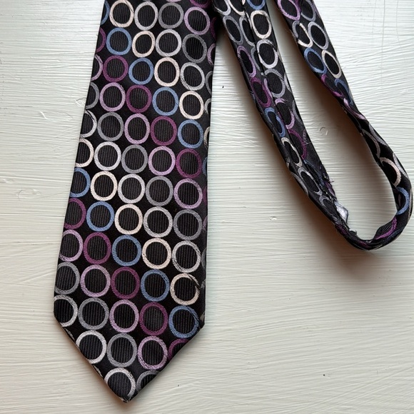 MICHAEL KORS CIRCLE DETAIL TIE (OS) - Picture 2 of 6